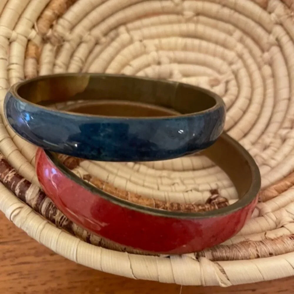 Blue and red bracelets -- lot of 2 - Picture 1 of 4